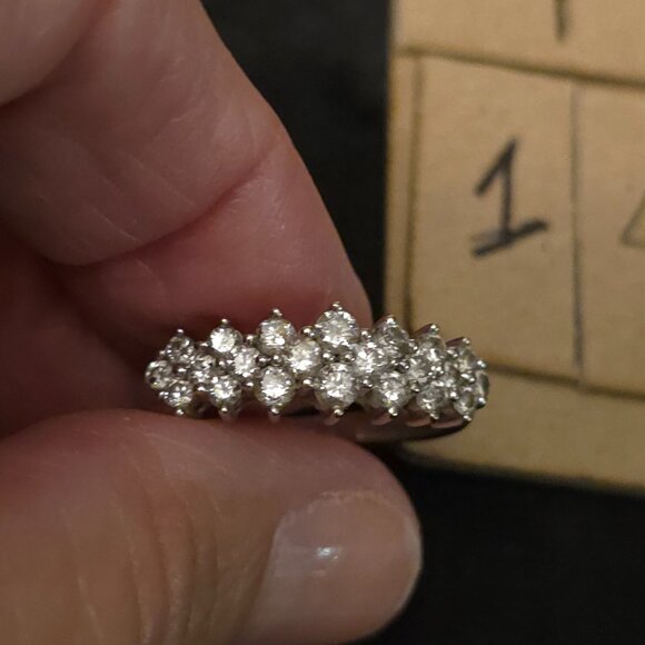 1 ct total Diamond Cluster 14K White Gold size 7 - Picture 5 of 5